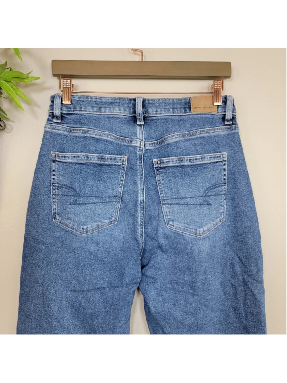 American Eagle Outfitters excellent gently